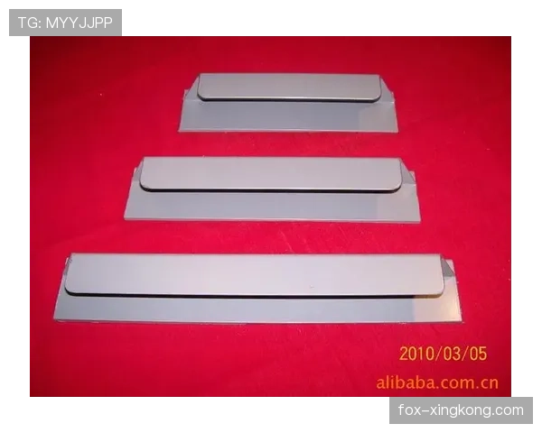 门线判定规则与门线技术判罚逻辑解析 门线判定规则与门线技术判罚逻辑解析